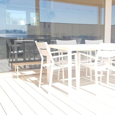 Beach Buqez 3 * Drage